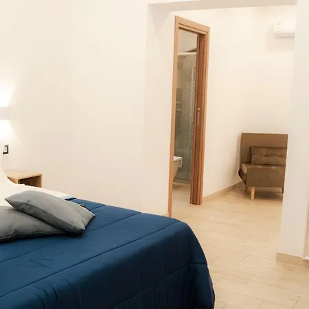 Bed & Breakfast Gira, Vota E Furria 4*