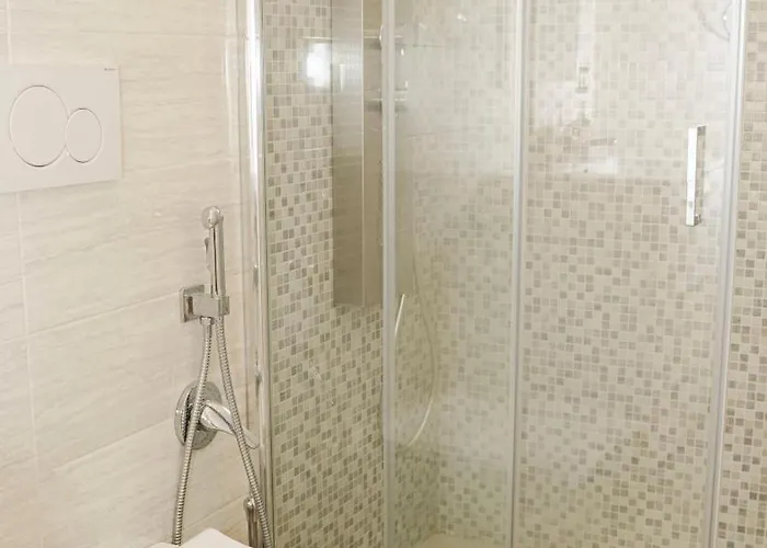 Gira, Vota E Furria 3*