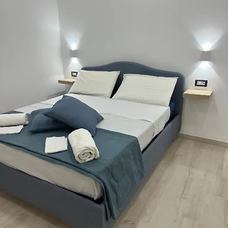 Gira, Vota E Furria 3* Giardini-Naxos