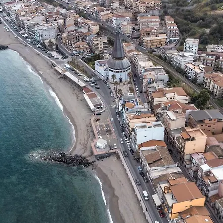 Gira, Vota E Furria Giardini-Naxos
