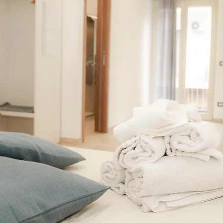 Gira, Vota E Furria 3*