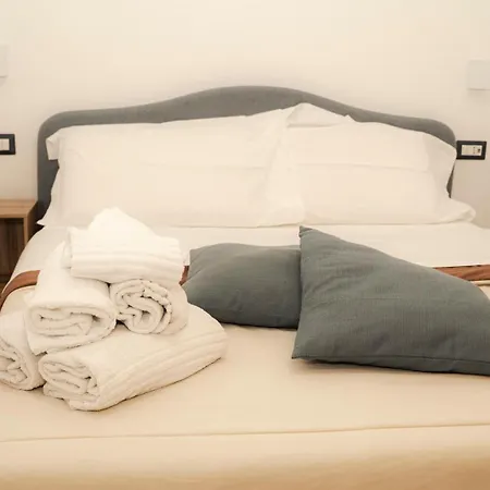 Gira, Vota E Furria 3* Джардини-Наксос