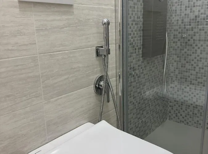 Gira, Vota E Furria 3*