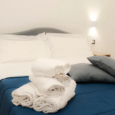 Gira, Vota E Furria Giardini Naxos